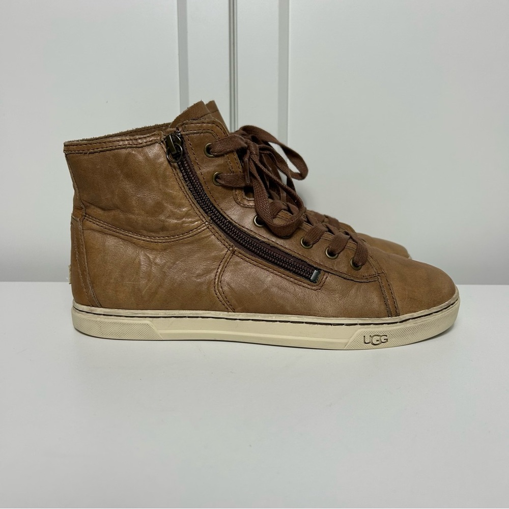 Ugg blaney brown leather zipper lace boots